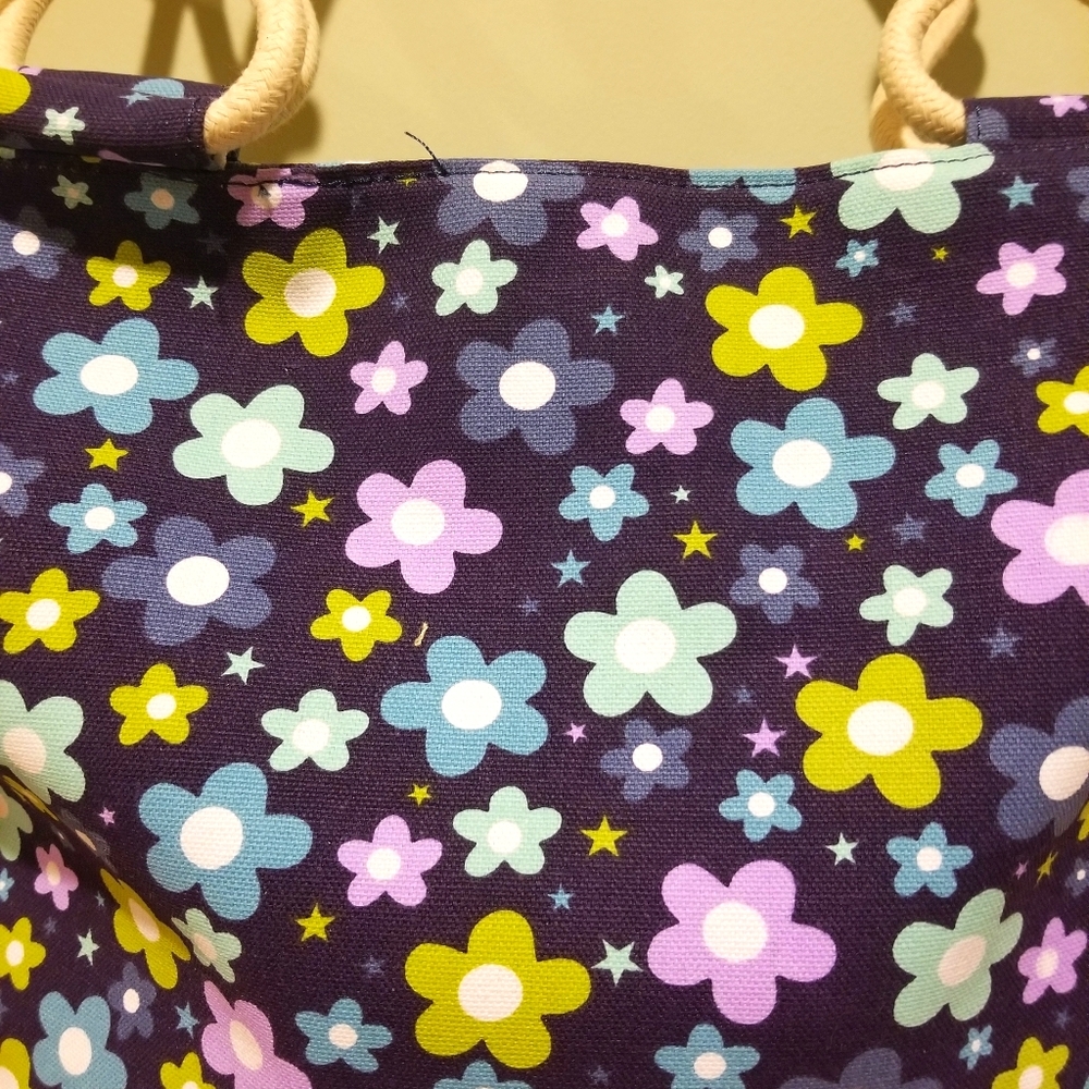 A great, fun, groovy flower bag